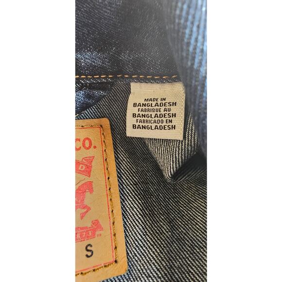 Levi's Red Tab Long Sleeve Trucker Denim Jacket Dark‎ Blue Women's Size S - Picture 12 of 12